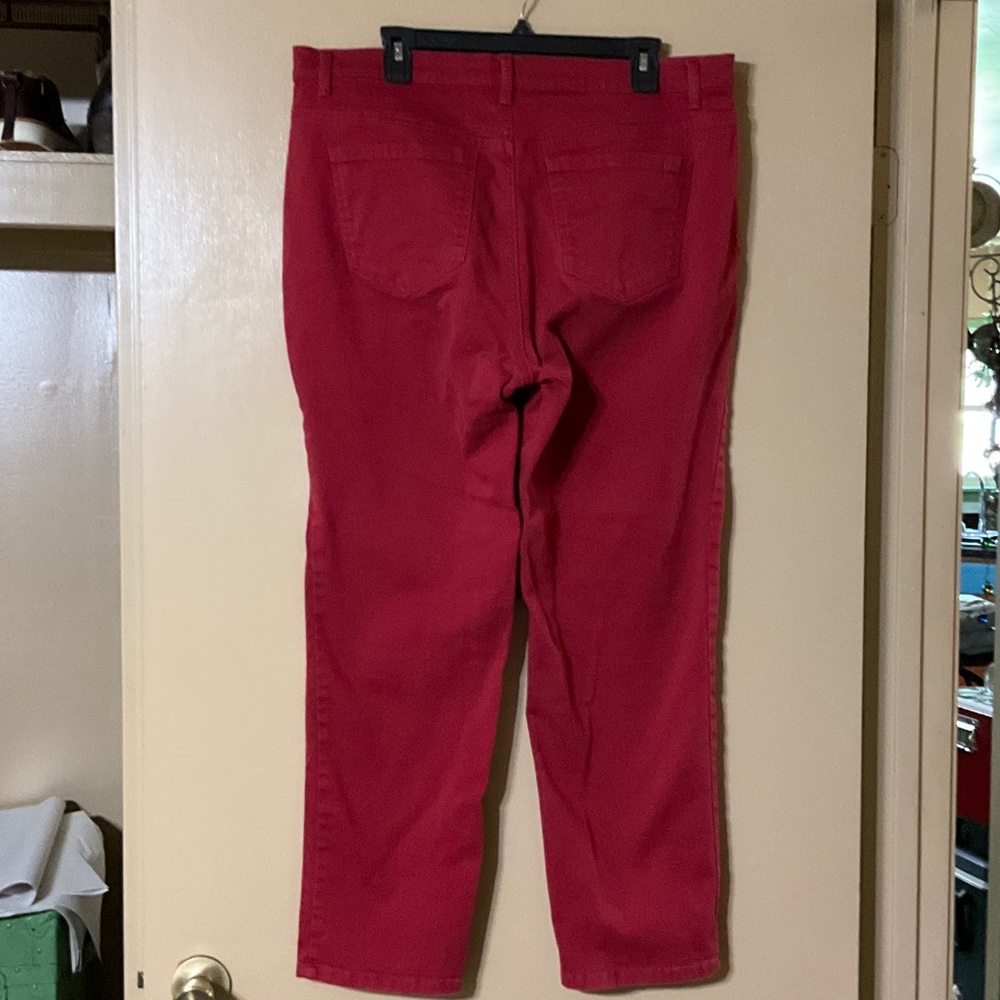 🔥Final Mark down! Gloria Vanderbilt Deep Red Straight Leg Jeans - Picture 3 of 12